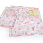 ملحفه روانداز نوزادی بروجرد طرح انیمالز 2 رنگ صورتی