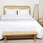 ست لحاف وکاور بزرگسال گلدوزی دو نفره هفت تکه بروجرد طرح لاین رنگ سفید