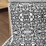 پارچه لباسی(نسبتا ضخیم-مانتویی) مولتی فایبر عرض 160 بروجرد طرح خط و خم رنگ 04