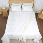 ست کاور لحاف بزرگسال گلدوزی دو نفره شش تکه بروجرد طرح گل شیپوری رنگ خودرنگ